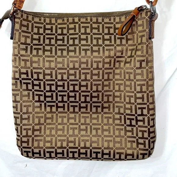 TOMMY HILFIGER  SATCHEL BAG - Picture 4 of 7